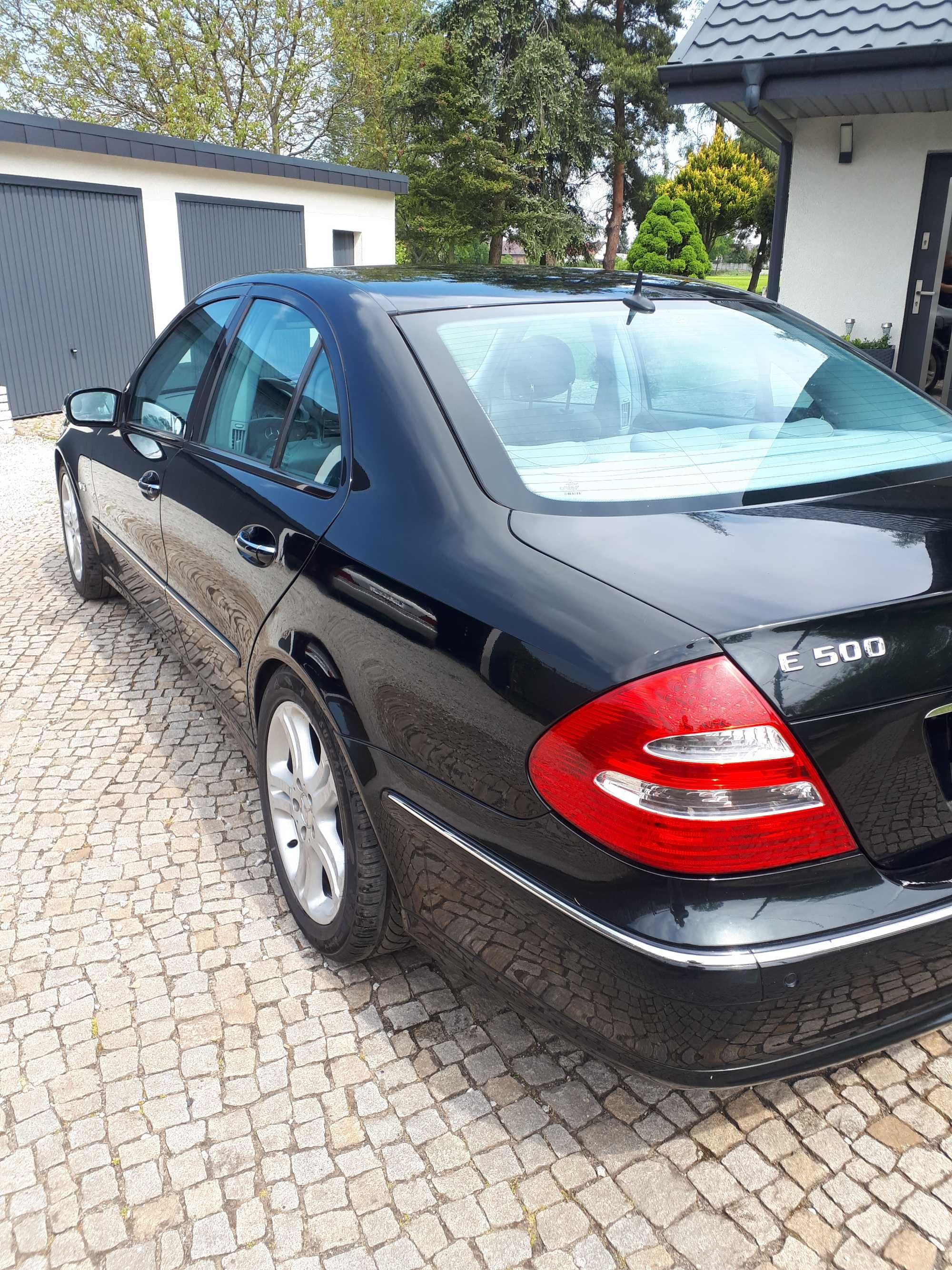 Mercedes-Benz E 500 avantgarde lakier 185U bezwypadkowy