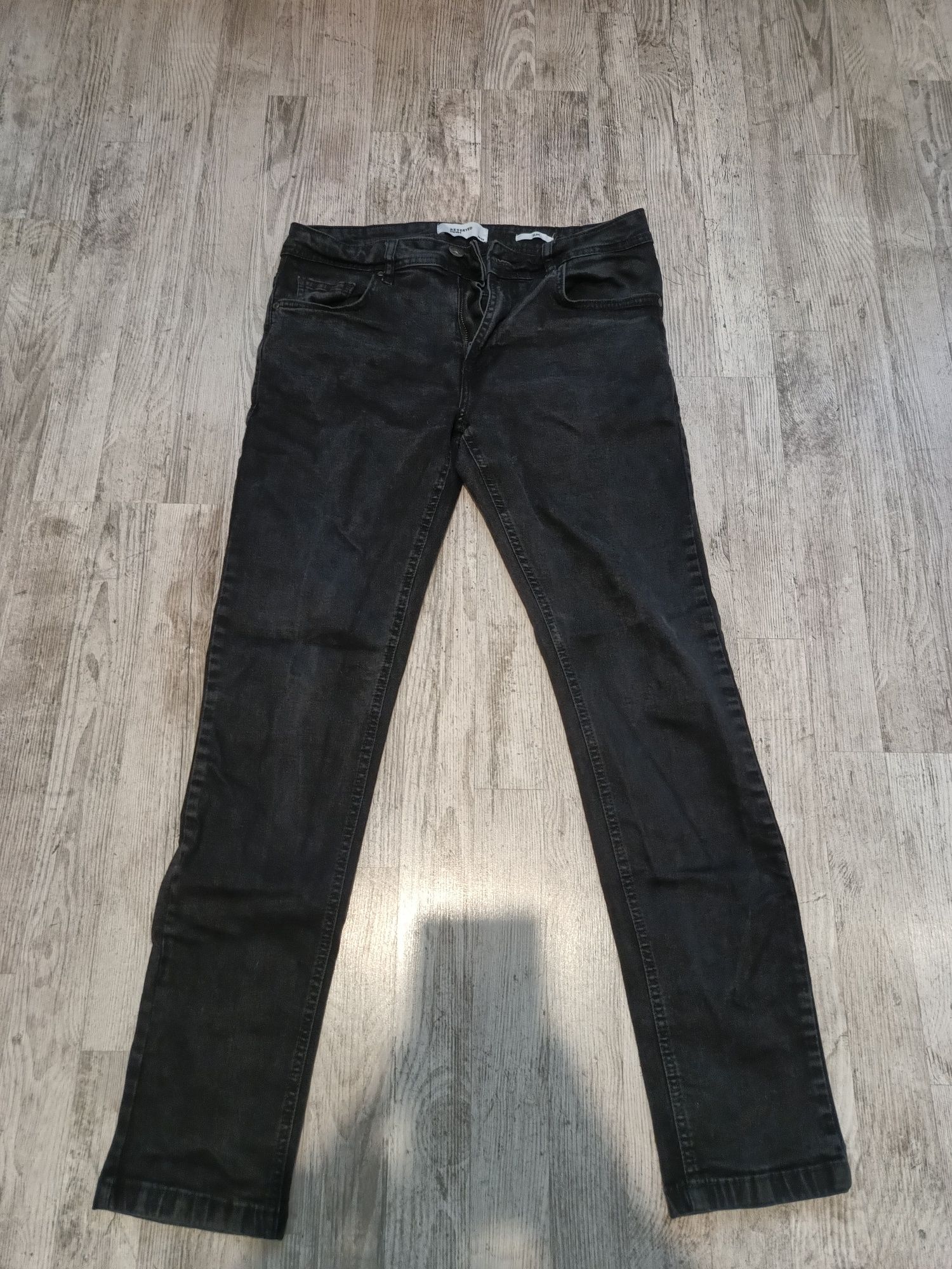 Spodnie Reserved Slim 30/32 czarne