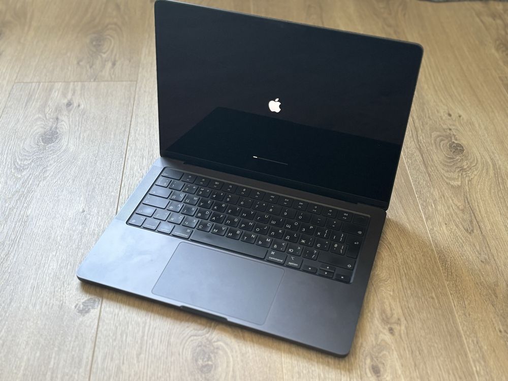 MacBook Pro 14" Apple M3 Pro 18GB/512GB Space Black 2023 MRX33