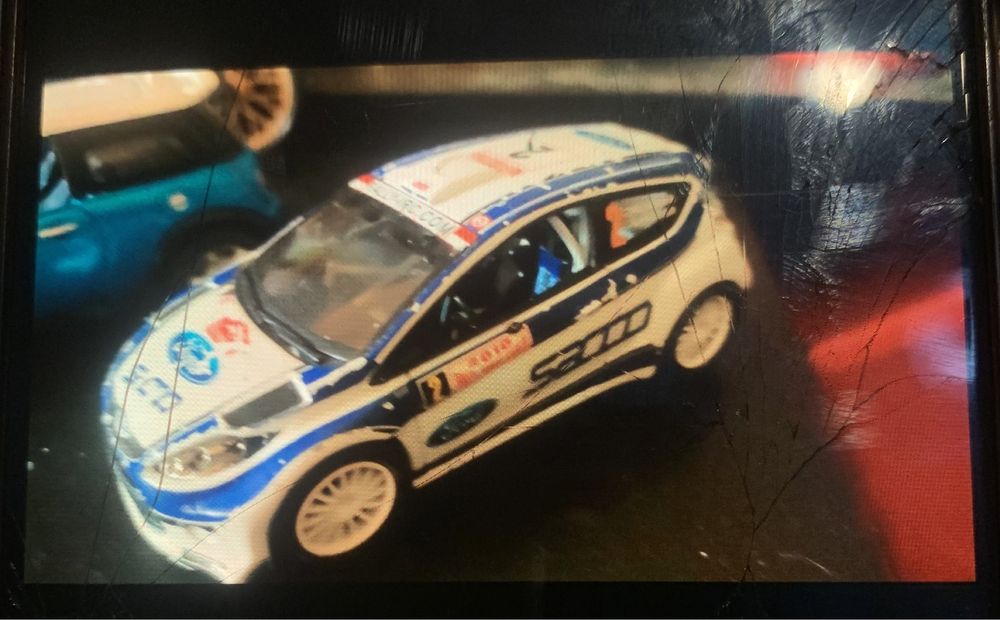 Carros em miniatura de coleçao