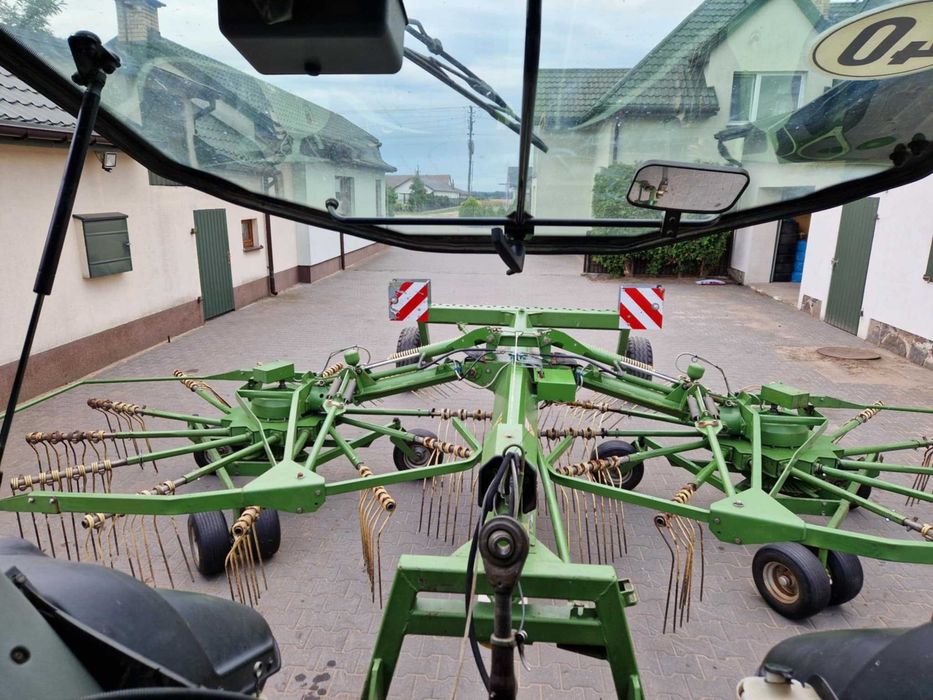 Zgrabiarka dwukaruzelowa krone KS 6.81-7.61 DUO, swadro nie pottinger