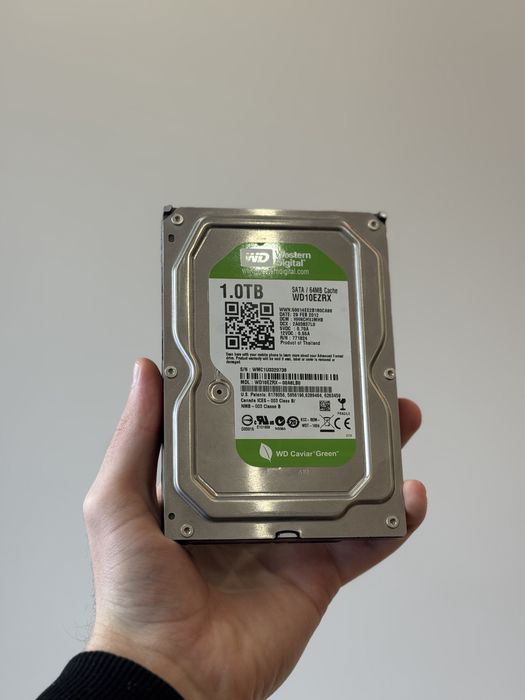 Жорсткий диск HDD Western Digital 1TB 64MB 7200RPM 3.5''