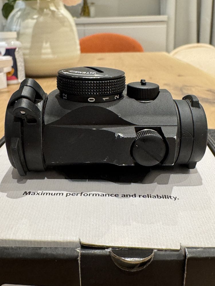 Приціл каліматорний Aimpoint Micro H-2  2MOA