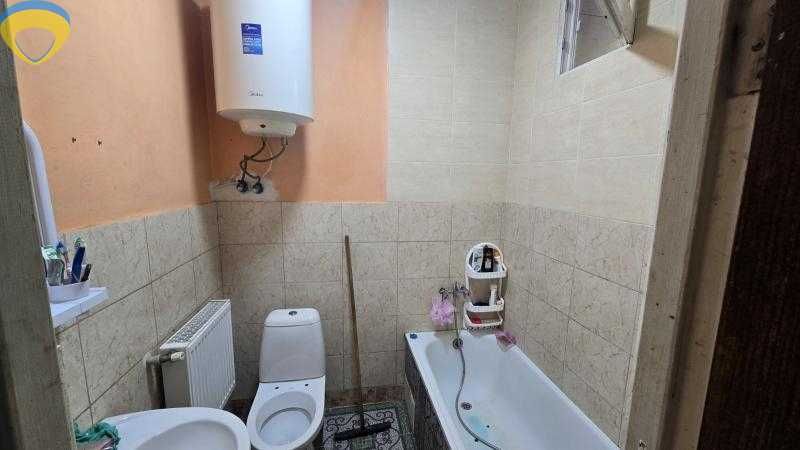 Двокімнатна квартира з АГВ і місцем під авто.