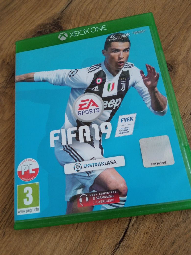 Gra FIFA 19 na xbox