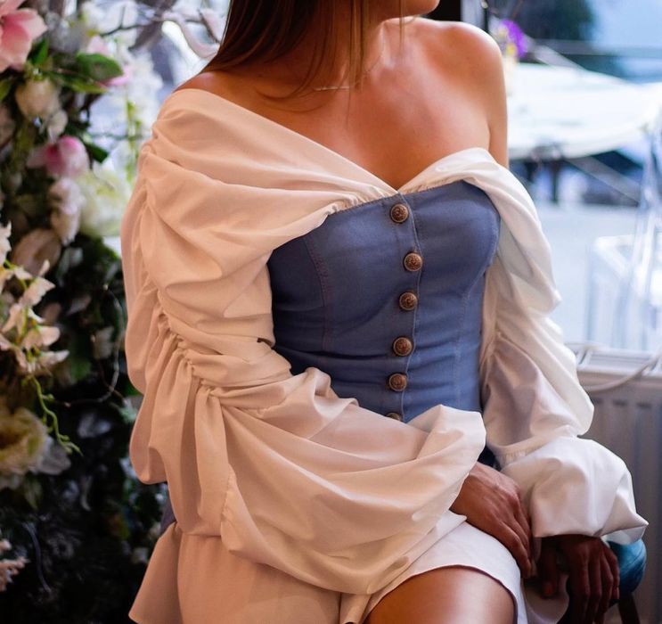 Сукня міні в стилі бохо з джинсовими елементами