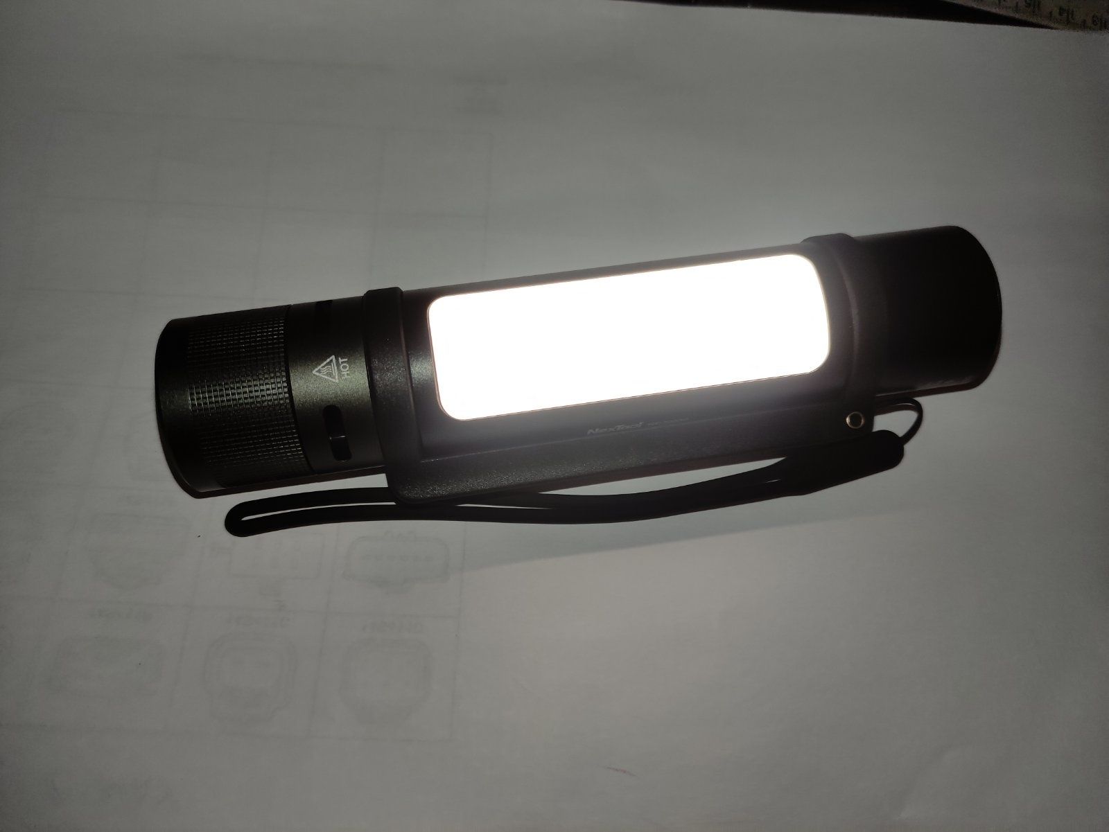 Фонарик Xiaomi NexTool 6 в 1 Thunder Flashlight NE20030