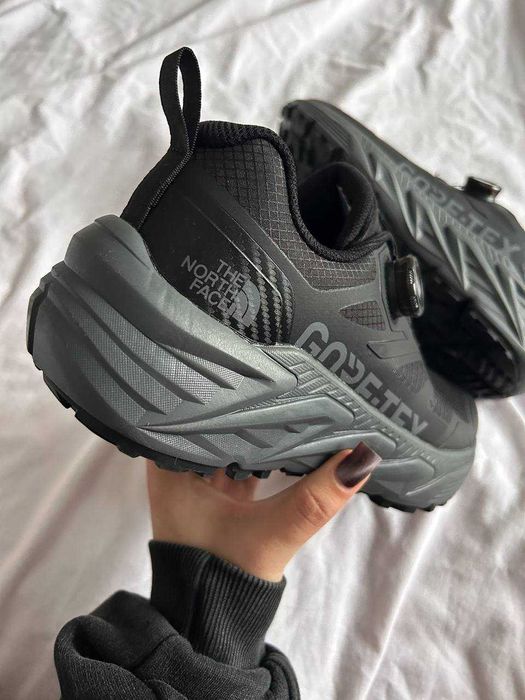 Чоловічі кросівки The North Face GTX Termo Black Grey