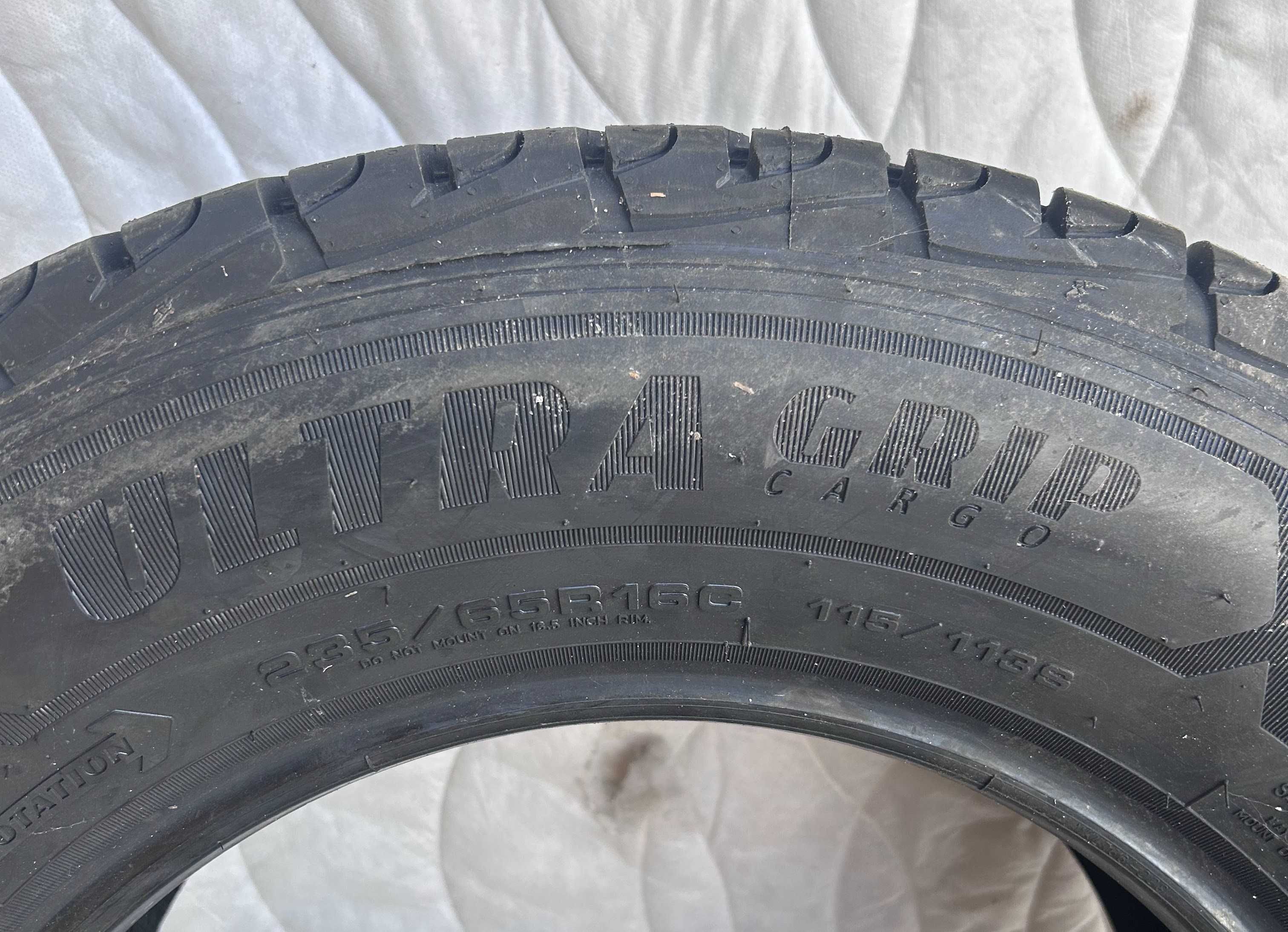 4x opony zimowe Goodyear UltraGrip Cargo 235/65R16C 115/113S nowe