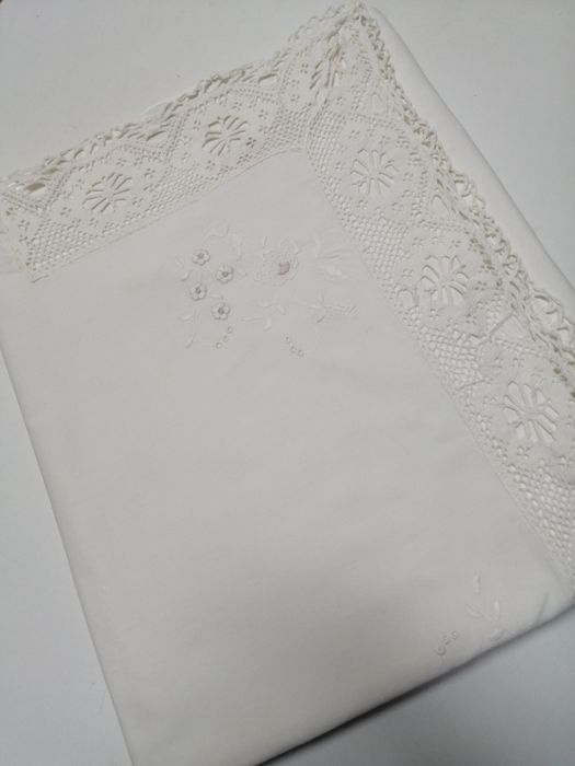 Lençol muito antigo