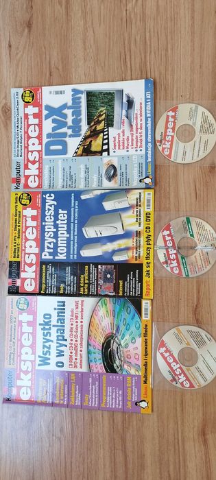 3 wydania Komputer Świat Ekspert 01/2003, 03/2003, 04/2003   + płyty