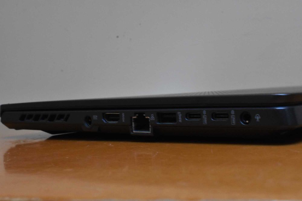 Asus ROG 15 | RTX 3080 8GB | 24GB RAM | Ryzen 9 5900 HS | 1 TB SSD