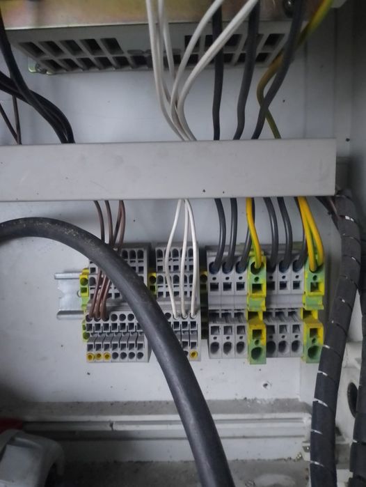 Falownik VF S11 TOSHIBA
