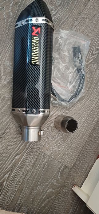 Продам  акрапович