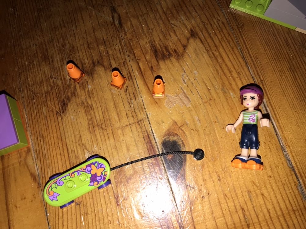 Lego friends skate park