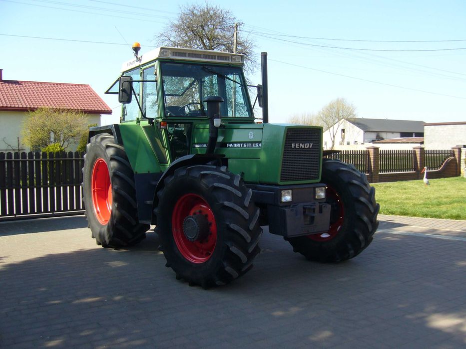 Ciągnik Fendt 611 LSA  612LSA 614LSA 615LSA