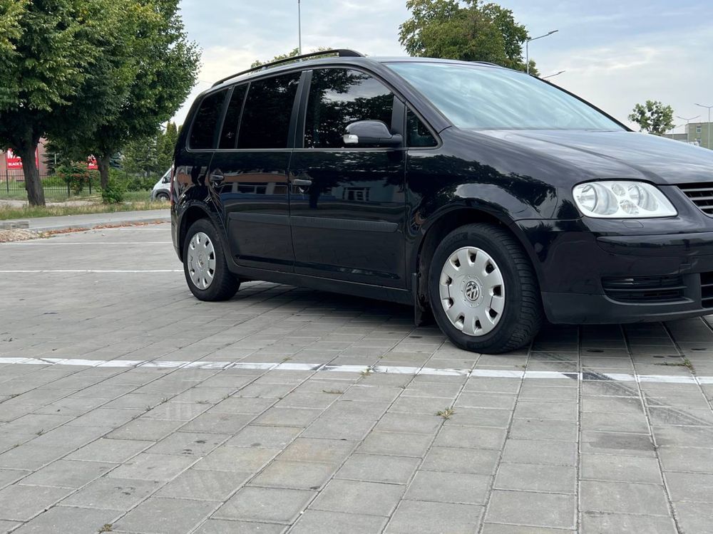 Продам Volkswagen Touran