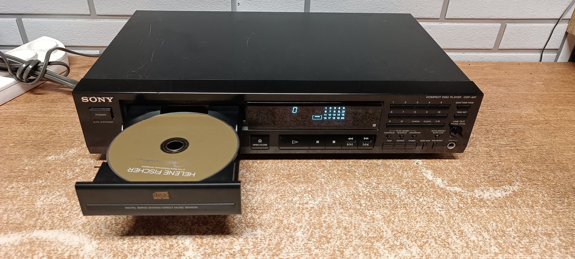 Odtwarzacz Cd player SONY cdp-497 .