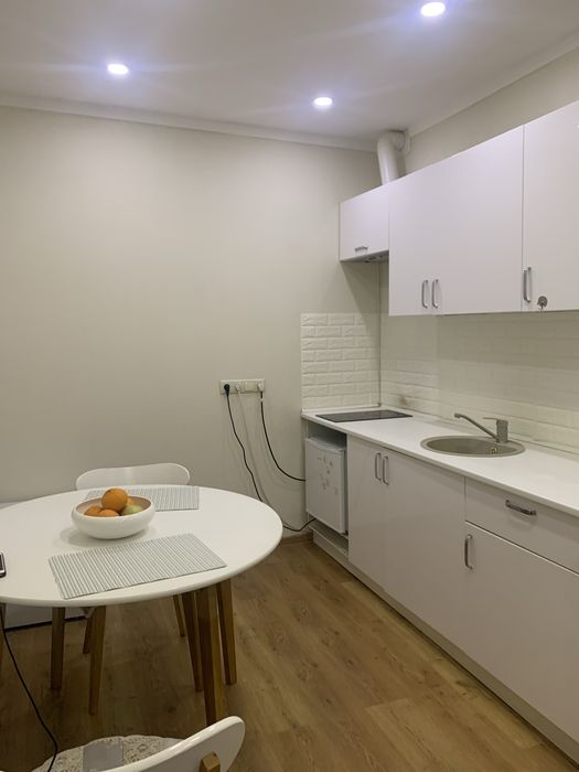 Сдам от хозяина 1 комнатную студию Центр города, р-н ТЦ Афины