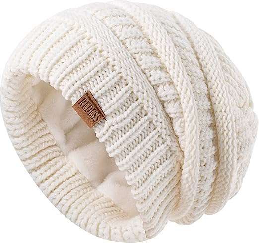 Czapka zimowa oversize, unisex, ciepła, dzianinowa, biały-kremowy REDE