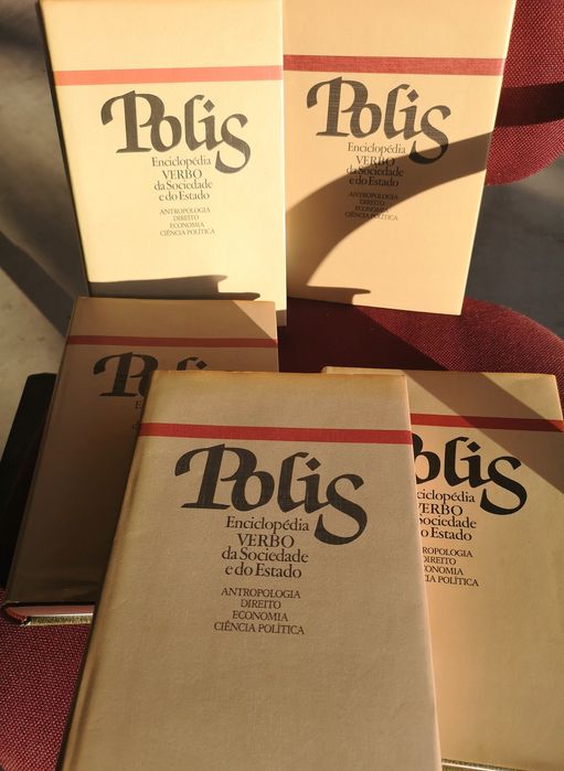 Polis - Enciclopédia VERBO da Sociedade e do Estado