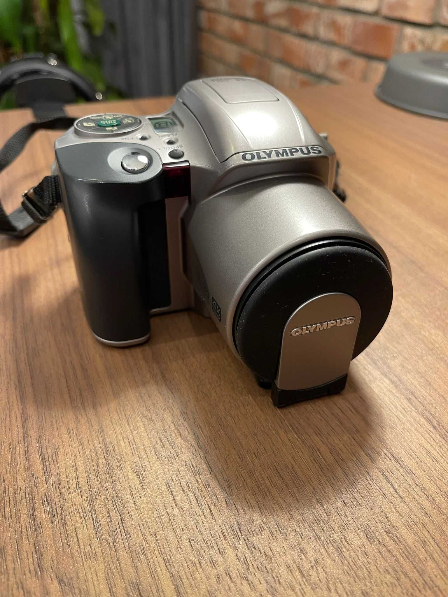 Olympus IS-200 – analogowy! Idealny dla pasjonatów retro fotografii!