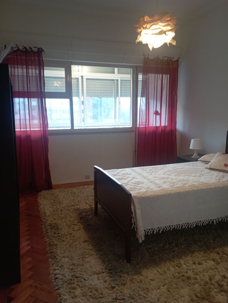 Quarto Para alugar