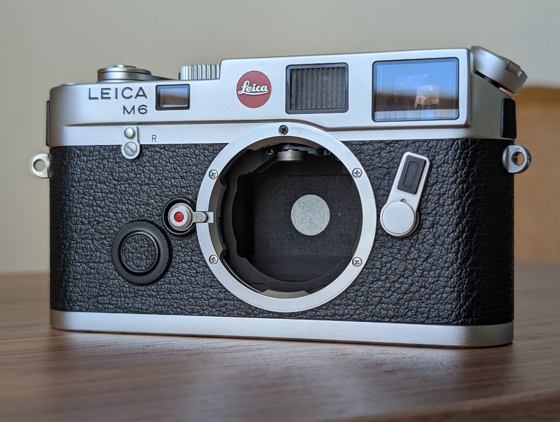 Leica M6 Silver Classic em excelente estado - Revisão recente