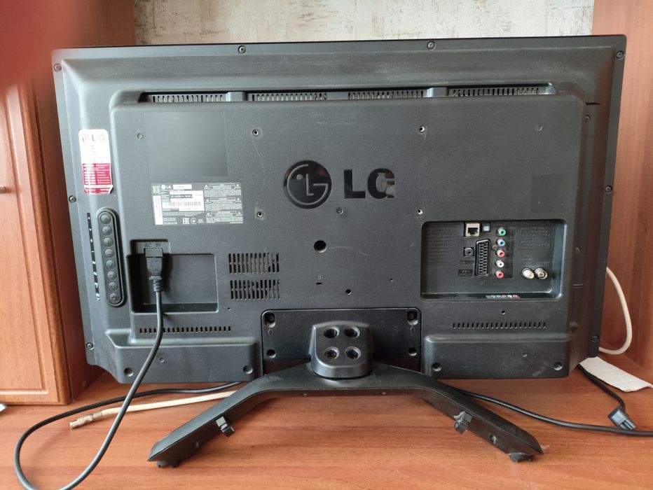 Продам Телевізор LG32LN570V