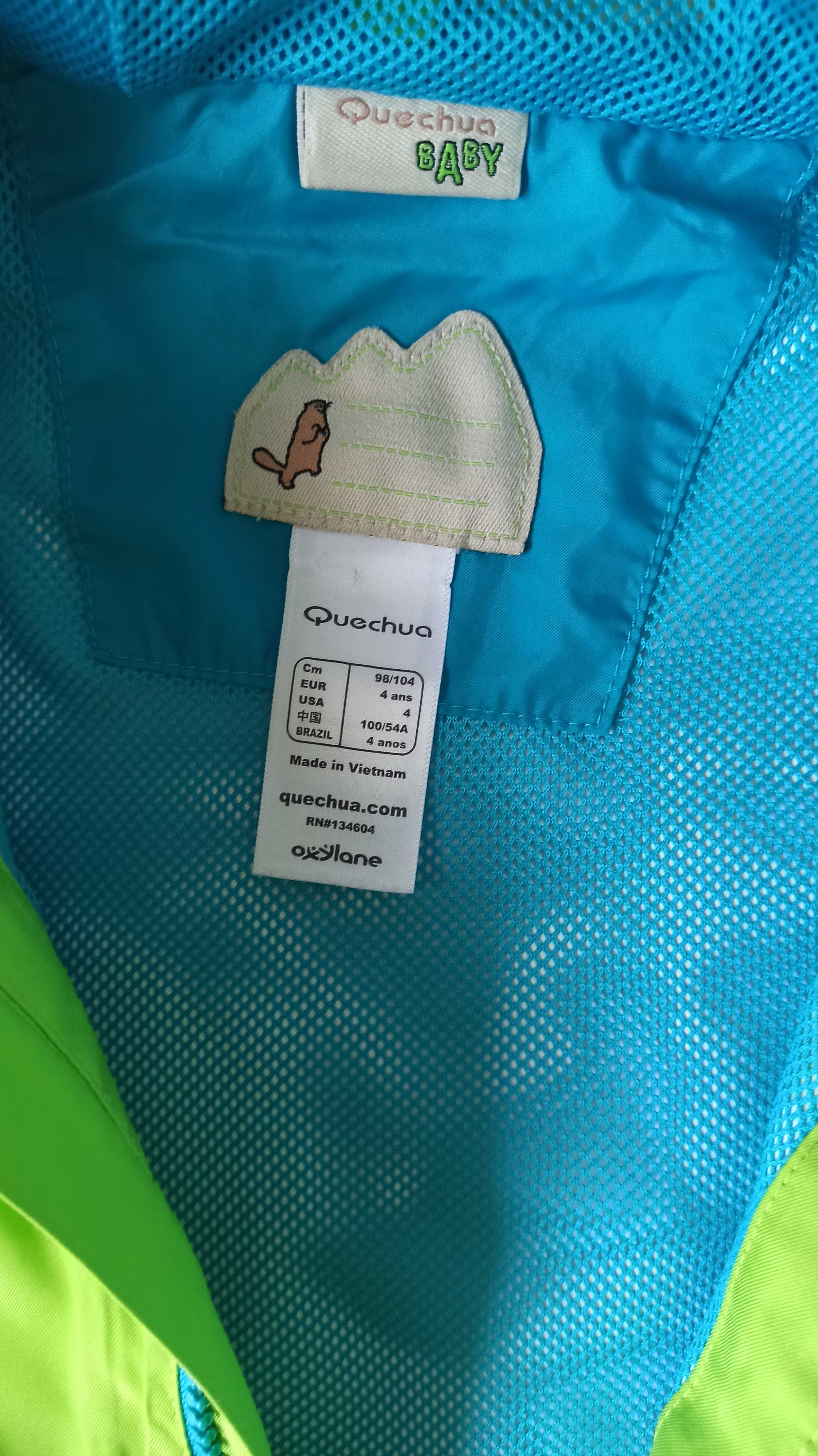 Zielona kurtka typu Softshell, przeciwdeszczowa Quechua rozmiar 98/104