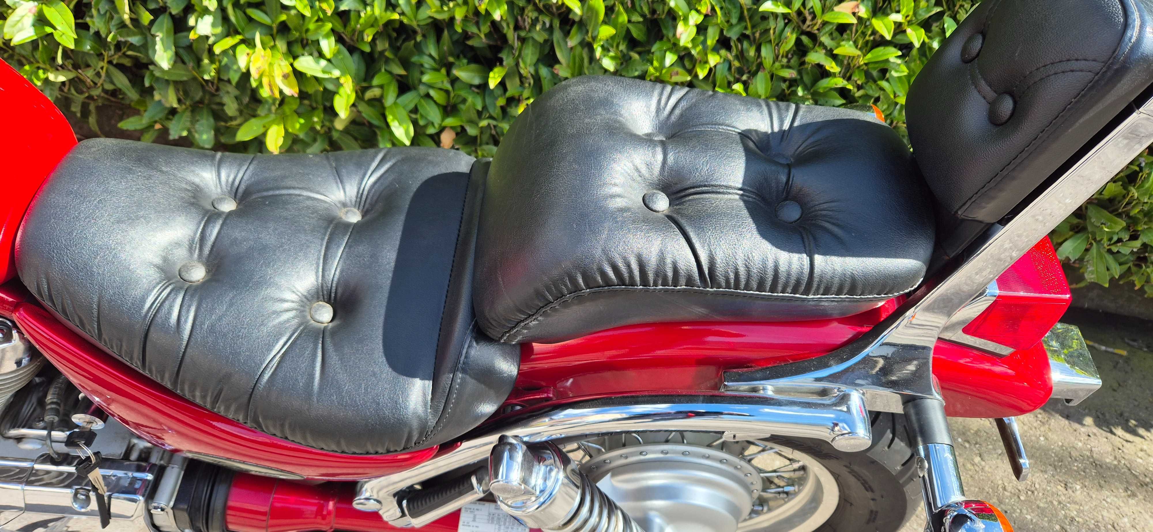 Suzuki intruder 600