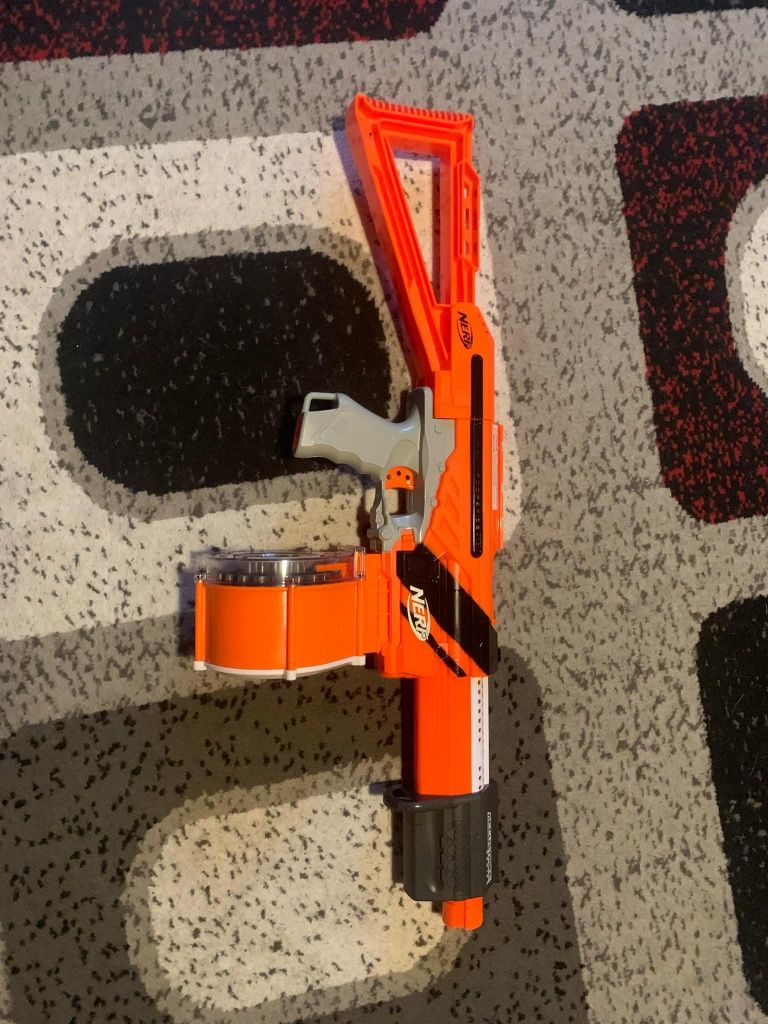 Pistolet Nerf Accustrike alpha trooper