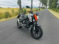 KTM Duke 125  2016r