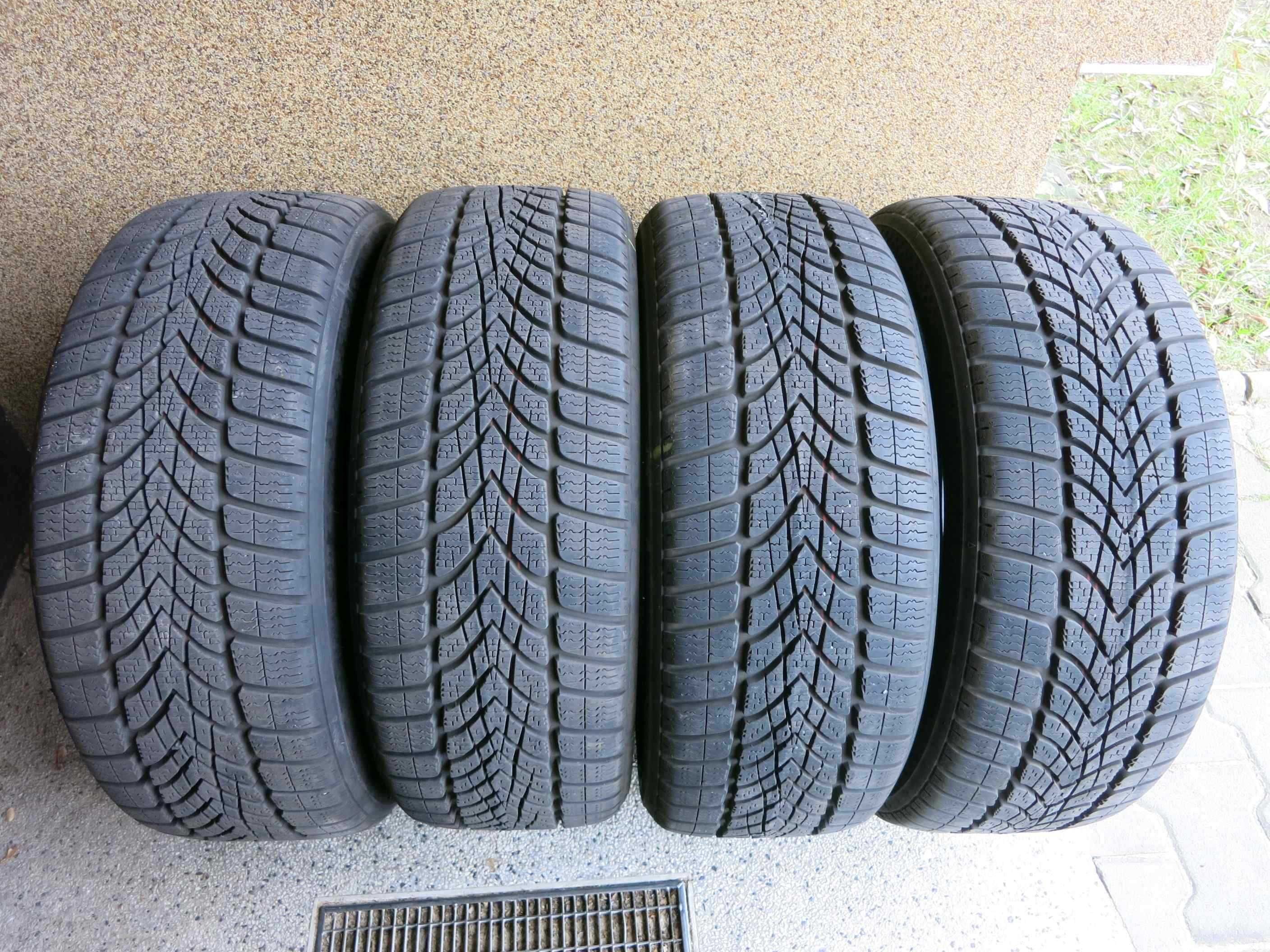 Zimowe DUNLOPY 205/45 R17 88V, jak nowe 2022 zakup prod 9-2021