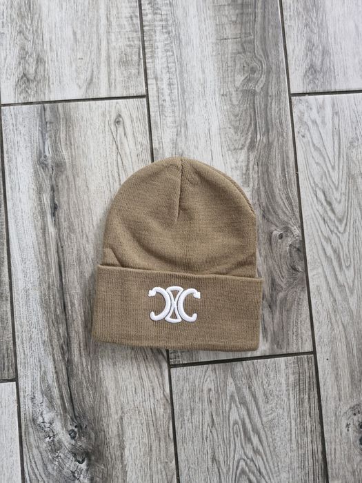 Czapka damska ciemny beż
