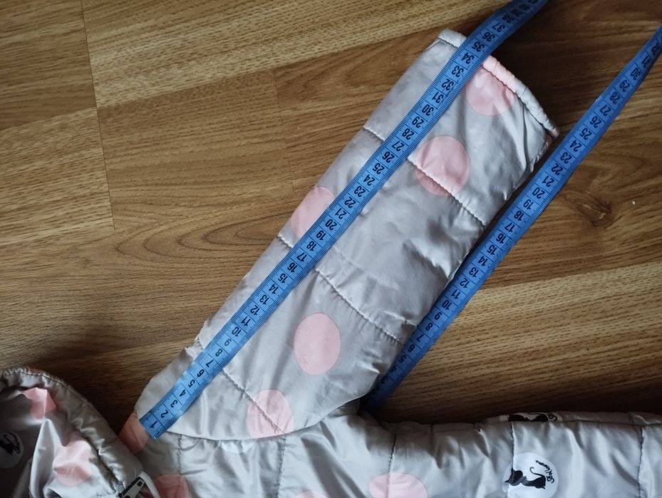 Весняна курточка для дівчинки