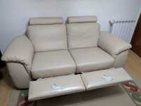 Sofá Natuzzi 2 lugares reclinável - Quase Novo!