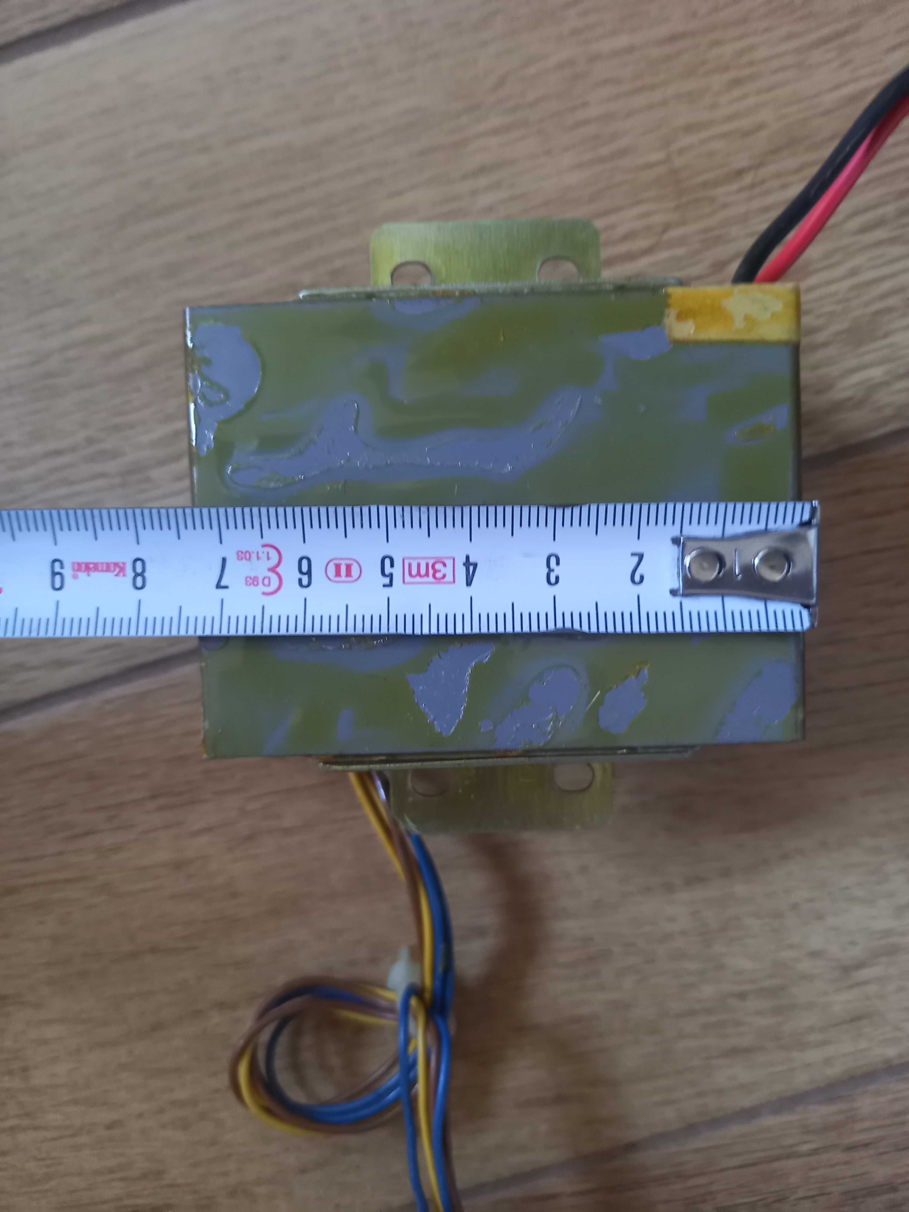 Transformator sieciowy 230 V z kablem zasilajacym