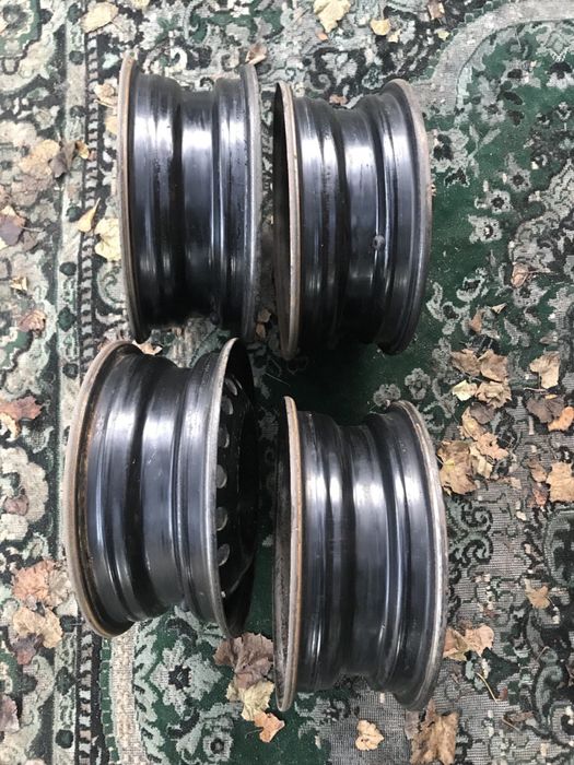 Диски r13 4 100 в отличном состоянии