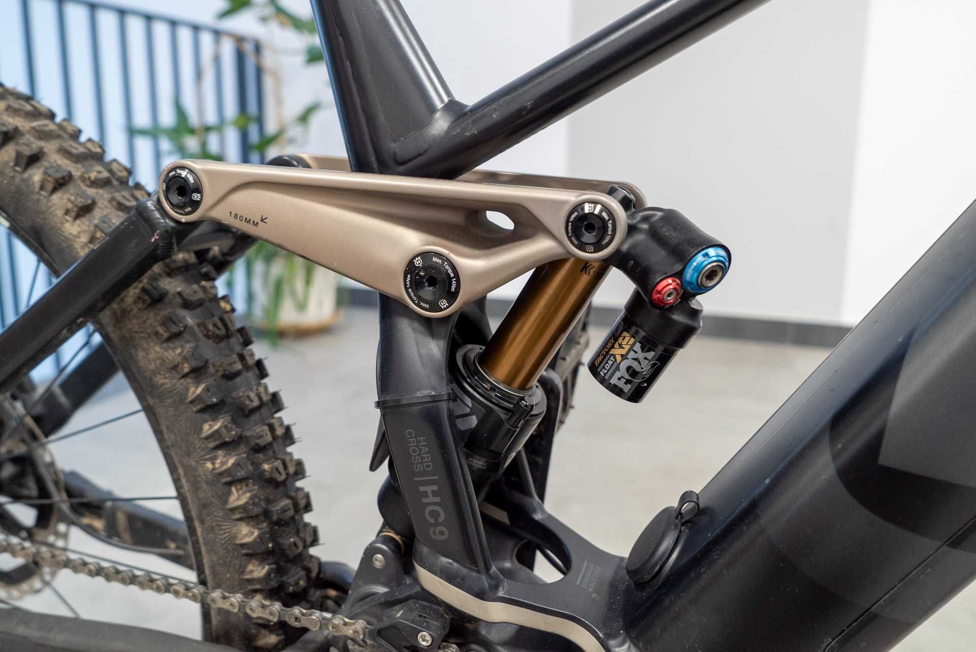 E-enduro 180mm HardCross9 FoxFloat Shimano EP8 + 3 dodatkowe opony