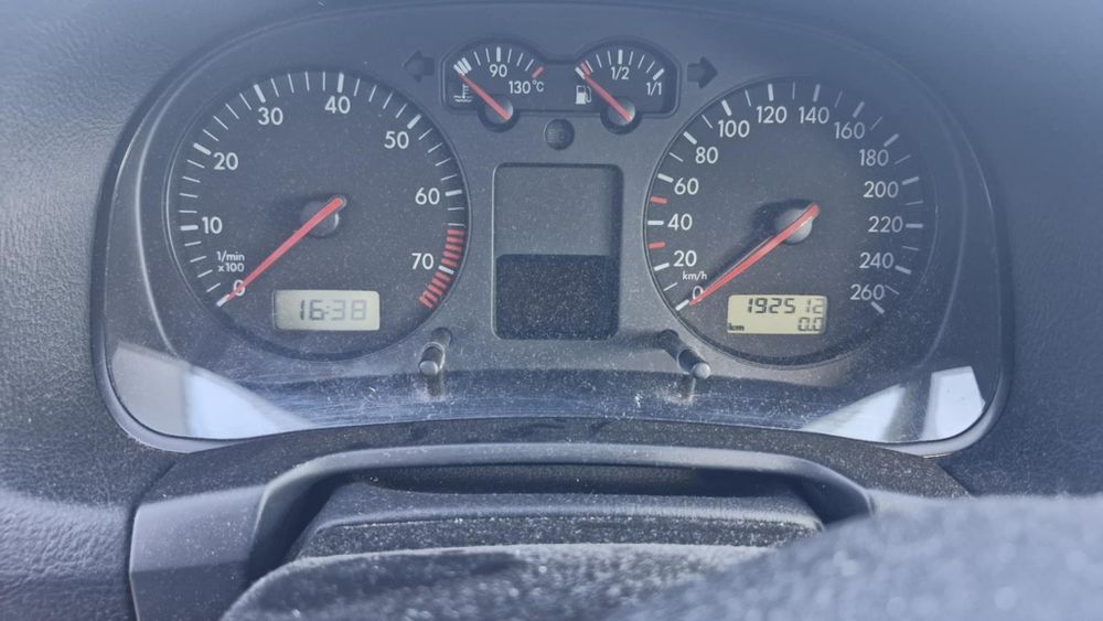 Volkswagen Golf 4