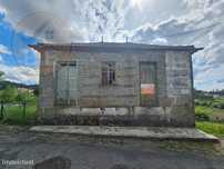 Moradia T2 em Pedra para Restauro com Projeto Aprovado - Ardegão, Fafe