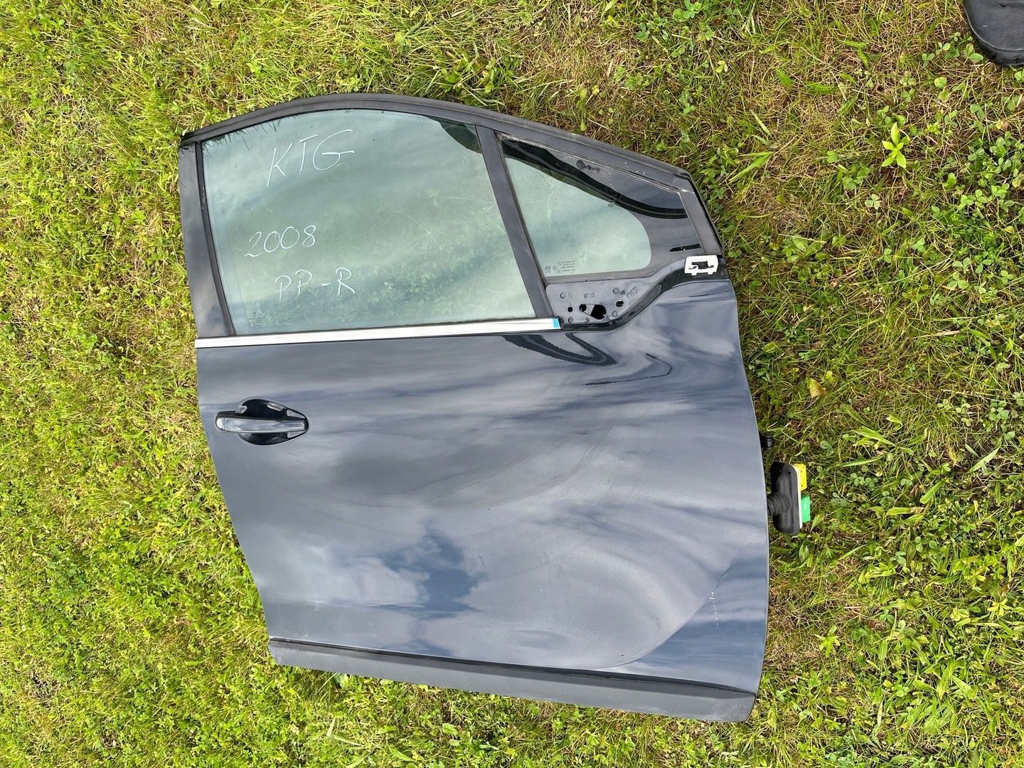 Drzwi Peugeot 2008 I LIFT 2016- Prawy przód Grafit KTG