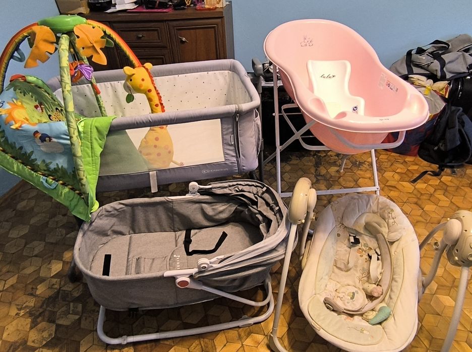 Sprzedam wyprawkę  dla niemowlaka .