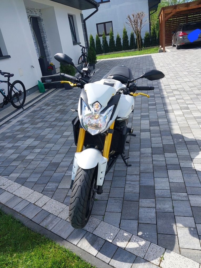 Yamaha fz8 w bardzo dobrym stanie