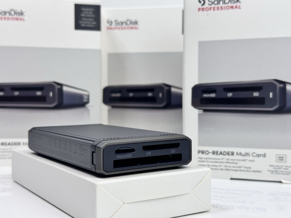 Картридер SanDisk USB-C 3.2 Professional PRO-READER SDPR3A8-0000
