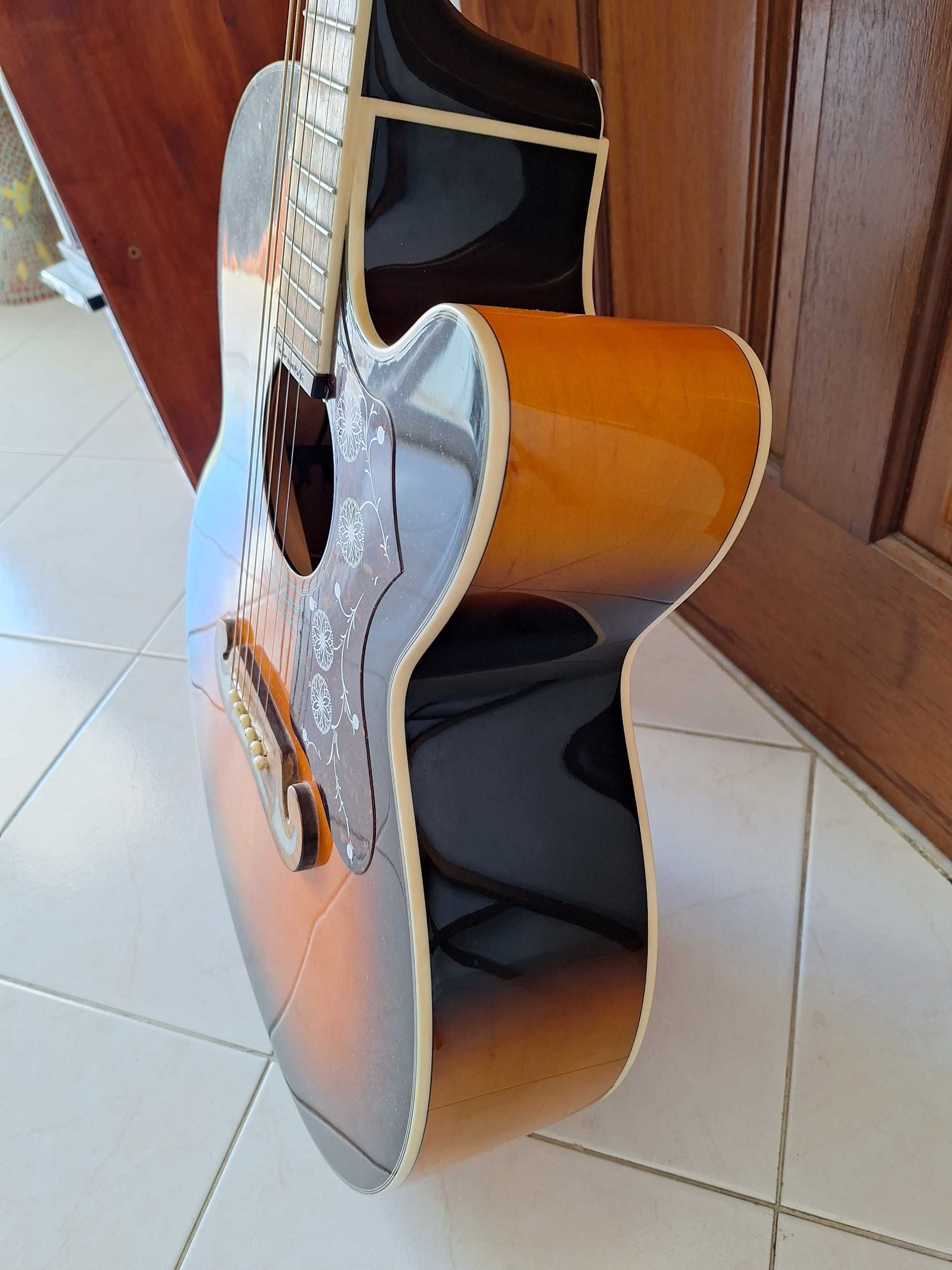 Epiphone J-200 EC studio Acoustic/Electric guitar