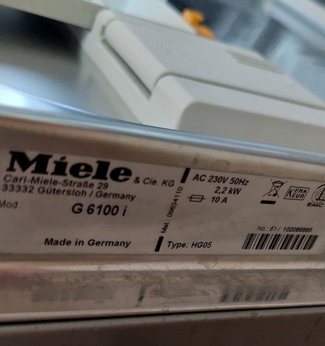 продам посудомийну машину Miele G 6100 i
