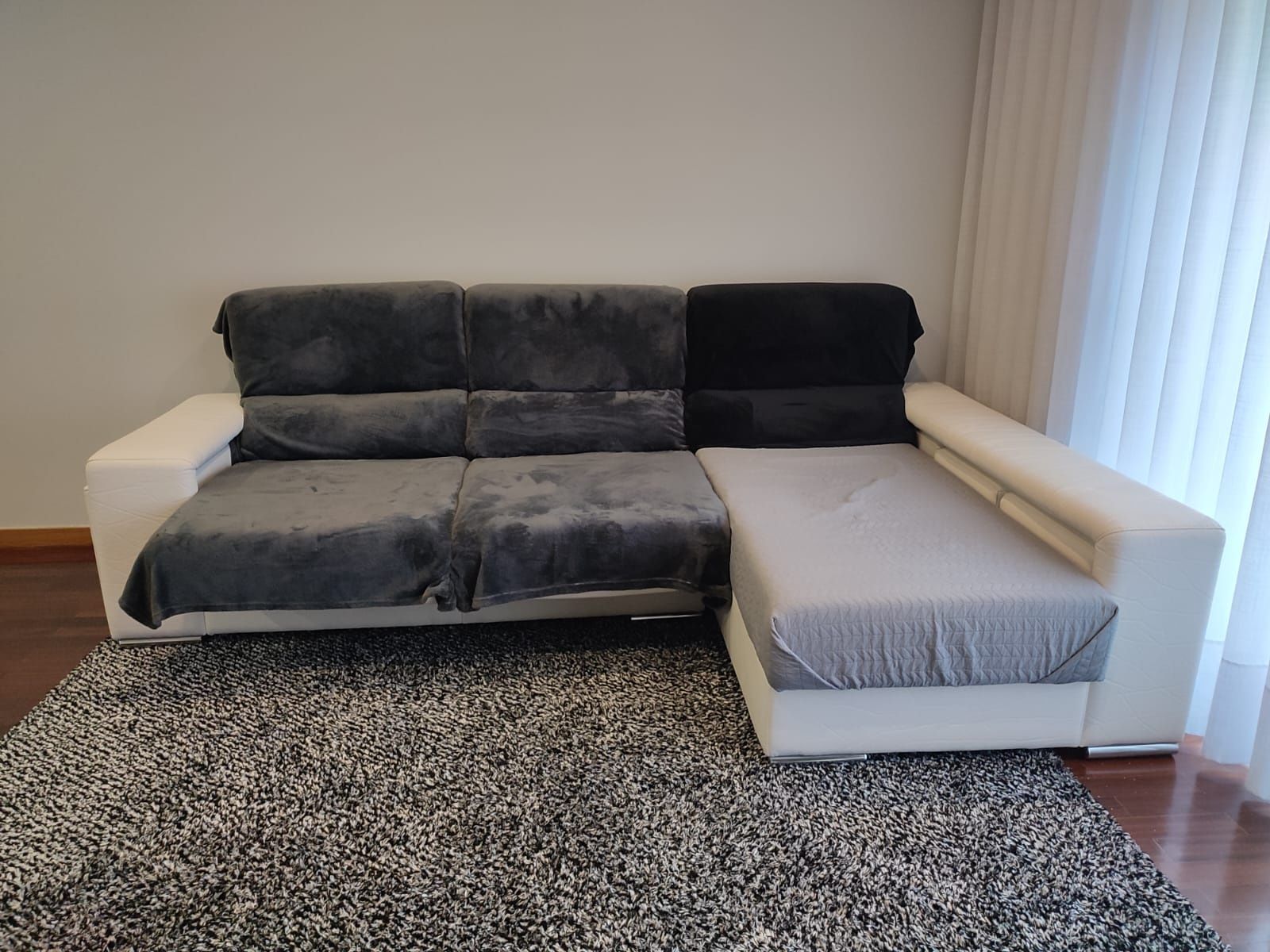 Sofá branco 275 x 160