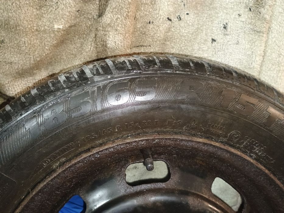 Felgi z oponami 4szt. Peugeot 4x108 R15